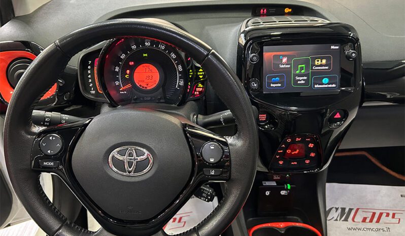 Toyota Aygo 1.0 GPL 72cv 5p Orange Cabrio pieno