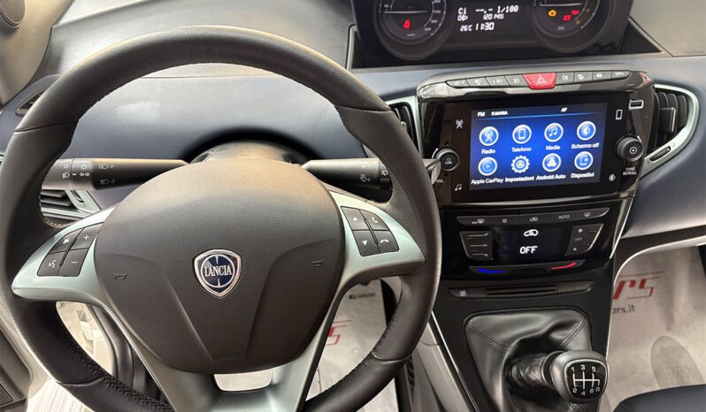 Lancia Ypsilon 1.0 Hybrid 70cv Platino ITALIANA pieno