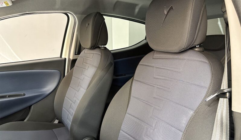 Lancia Ypsilon 1.0 Hybrid 70cv Platino ITALIANA pieno