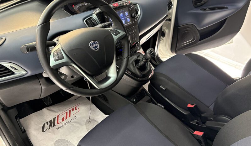Lancia Ypsilon 1.0 Hybrid 70cv Platino ITALIANA pieno